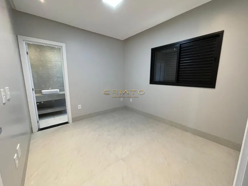 Casa com 4 quartos à venda, 250m2 em Anápolis City, Anapolis - GO - imagem 7 Foto 7 de Casa com 4 quartos à venda, 250m2 em Anápolis City, Anapolis - GO