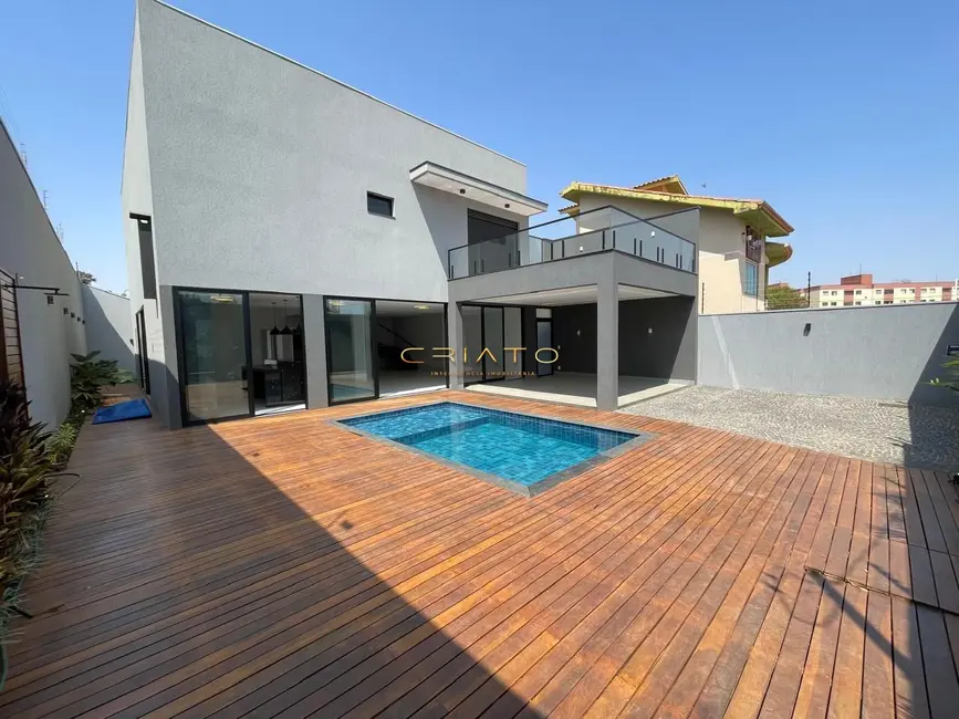 Casa com 4 quartos à venda, 250m2 em Anápolis City, Anapolis - GO - imagem 2 Foto 2 de Casa com 4 quartos à venda, 250m2 em Anápolis City, Anapolis - GO