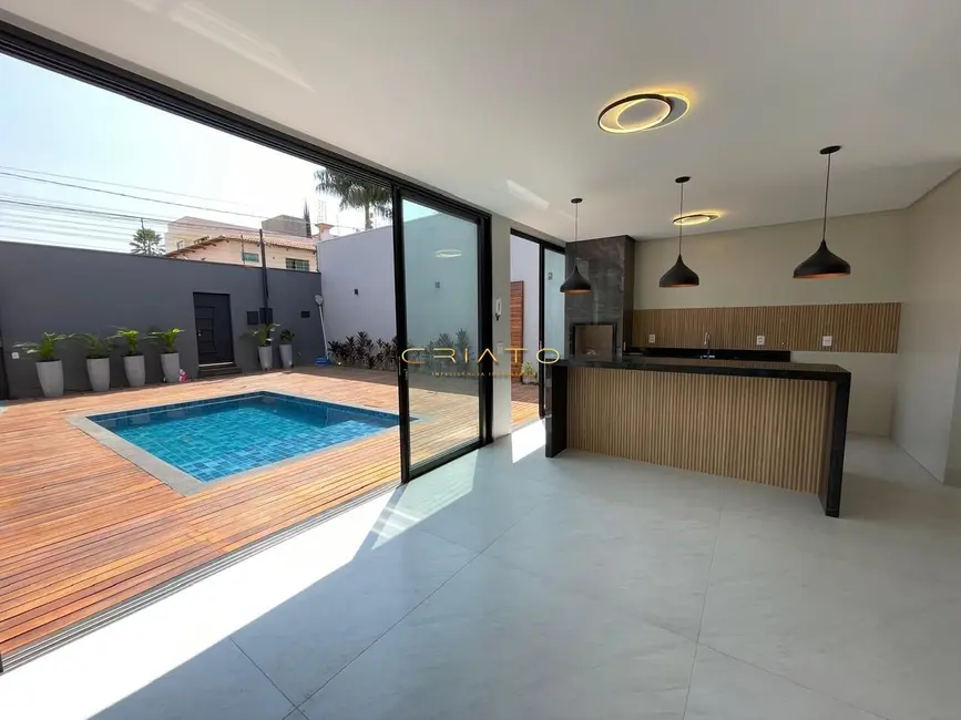 Casa com 4 quartos à venda, 250m2 em Anápolis City, Anapolis - GO - imagem 4 Foto 4 de Casa com 4 quartos à venda, 250m2 em Anápolis City, Anapolis - GO