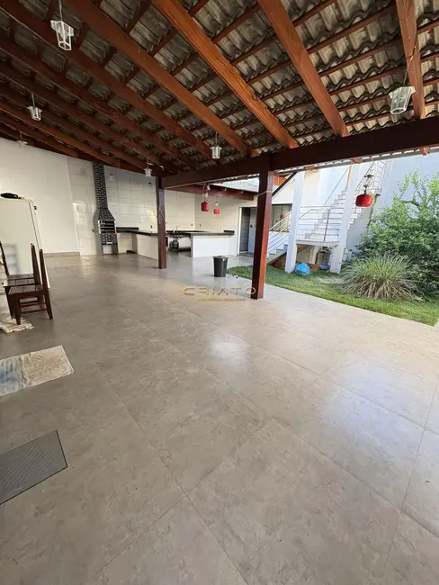 Foto 9 de Casa com 4 quartos à venda, 263m2 em Jardim Alexandrina, Anapolis - GO