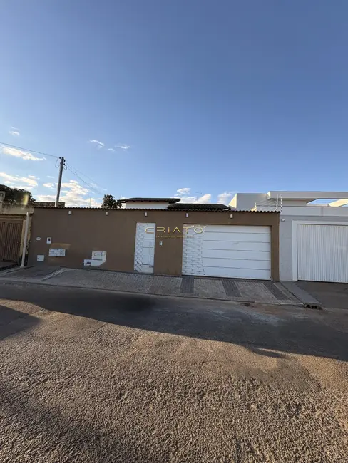 Foto 1 de Casa com 4 quartos à venda, 263m2 em Jardim Alexandrina, Anapolis - GO