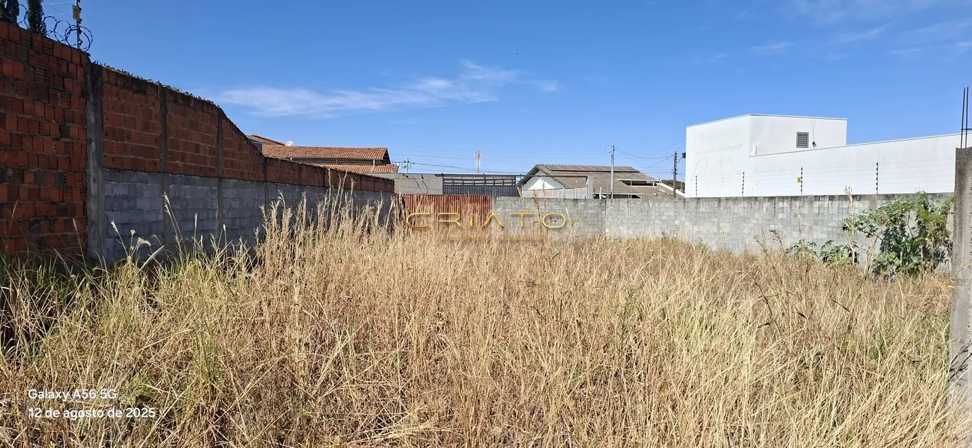 Foto 2 de Terreno / Lote à venda, 487m2 em Anápolis City, Anapolis - GO