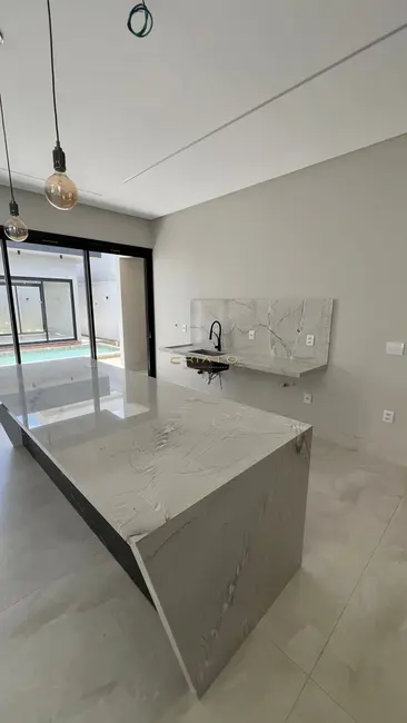 Casa com 3 quartos à venda, 380m2 em Anapolis - GO - imagem 9 Foto 9 de Casa com 3 quartos à venda, 380m2 em Anapolis - GO