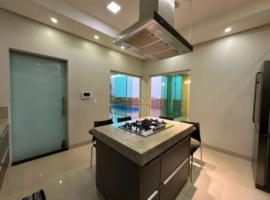 Casa com 3 quartos à venda, 285m2 em Residencial Jardins do Lago, Anapolis - GO - imagem 6 Foto 6 de Casa com 3 quartos à venda, 285m2 em Residencial Jardins do Lago, Anapolis - GO