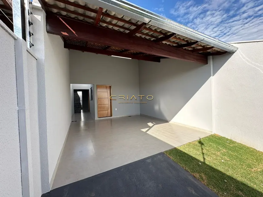 Casa com 2 quartos à venda, 100m2 em Sítios de Recreio Vale das Laranjeiras, Anapolis - GO - imagem 1 Foto 1 de Casa com 2 quartos à venda, 100m2 em Sítios de Recreio Vale das Laranjeiras, Anapolis - GO