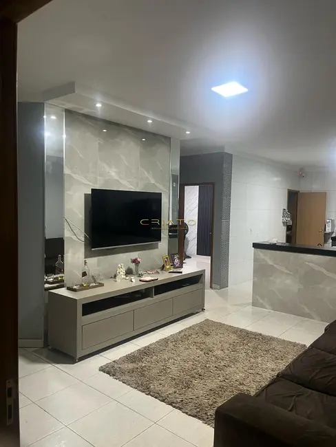 Casa com 3 quartos à venda, 140m2 em Anapolis - GO - imagem 3 Foto 3 de Casa com 3 quartos à venda, 140m2 em Anapolis - GO