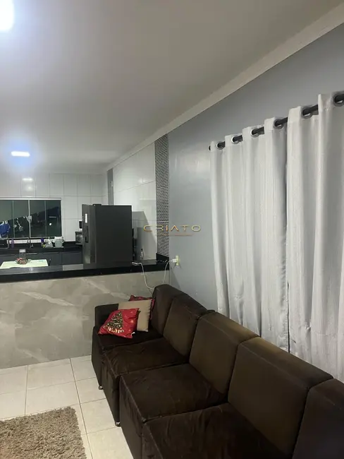 Casa com 3 quartos à venda, 140m2 em Anapolis - GO - imagem 4 Foto 4 de Casa com 3 quartos à venda, 140m2 em Anapolis - GO