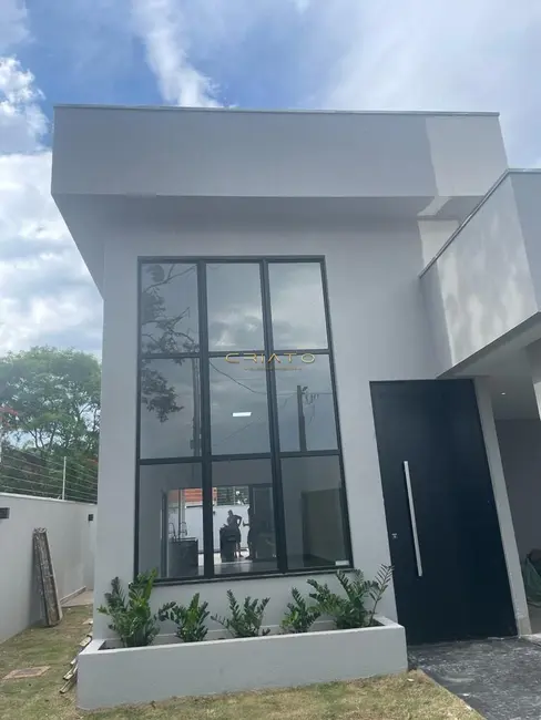 Foto 1 de Casa com 3 quartos à venda, 186m2 em Anápolis City, Anapolis - GO