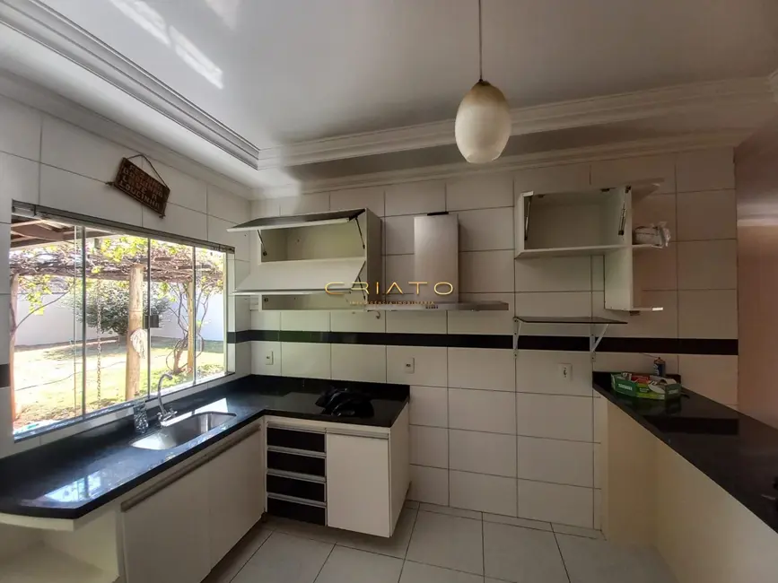 Foto 2 de Casa com 3 quartos à venda, 18m2 em São Carlos, Anapolis - GO