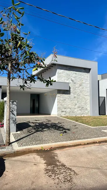 Foto 2 de Casa de Condomínio com 3 quartos à venda, 200m2 em Condomínio Terras Alpha Anápolis, Anapolis - GO