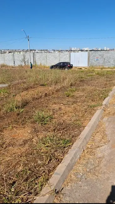 Terreno / Lote à venda, 457m2 em Anapolis - GO - imagem 4 Foto 4 de Terreno / Lote à venda, 457m2 em Anapolis - GO
