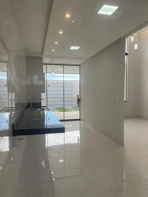 Foto 2 de Casa com 3 quartos à venda, 105m2 em Anapolis - GO