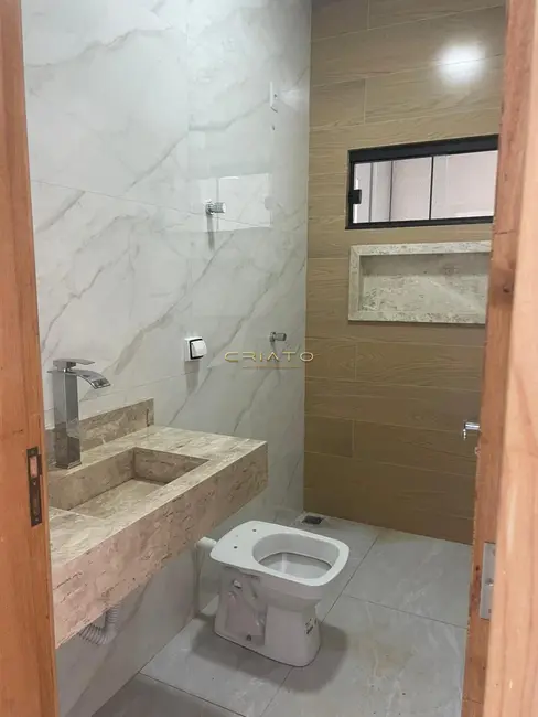 Foto 3 de Casa com 3 quartos à venda, 105m2 em Anapolis - GO