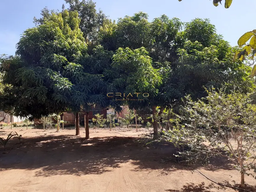 Foto 8 de Chácara com 2 quartos à venda, 85m2 em Cocalinho - MT