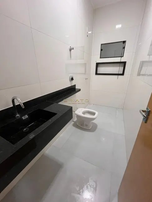 Casa com 3 quartos à venda, 105m2 em Residencial Flor do Cerrado, Anapolis - GO - imagem 5 Foto 5 de Casa com 3 quartos à venda, 105m2 em Residencial Flor do Cerrado, Anapolis - GO