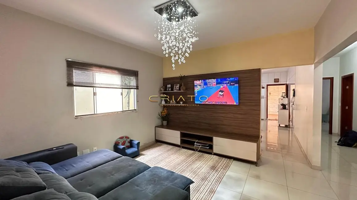 Foto 1 de Casa com 3 quartos à venda, 223m2 em Residencial Vale do Sol, Anapolis - GO
