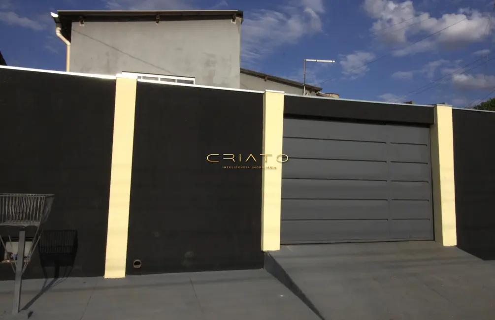 Casa com 2 quartos à venda, 150m2 em Conjunto Habitacional Vila União, Anapolis - GO - imagem 1 Foto 1 de Casa com 2 quartos à venda, 150m2 em Conjunto Habitacional Vila União, Anapolis - GO