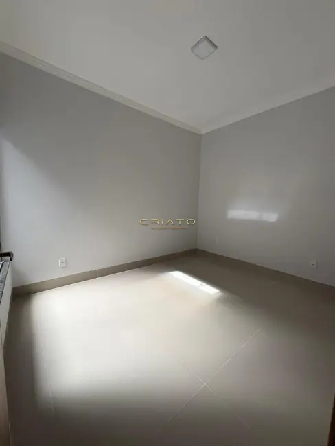 Casa com 2 quartos à venda, 100m2 em Sítios de Recreio Vale das Laranjeiras, Anapolis - GO - imagem 5 Foto 5 de Casa com 2 quartos à venda, 100m2 em Sítios de Recreio Vale das Laranjeiras, Anapolis - GO
