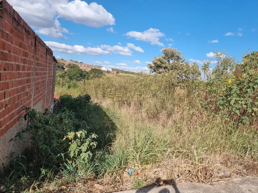 Foto 3 de Terreno / Lote à venda, 300m2 em Residencial Morumbi, Anapolis - GO