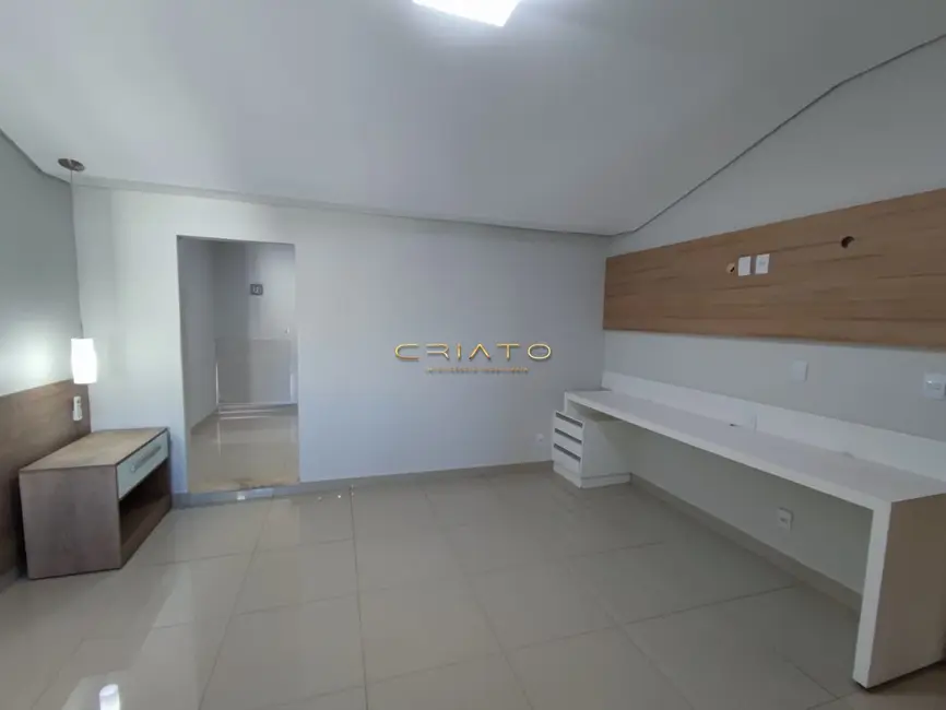 Sobrado com 4 quartos à venda, 264m2 em Jardim Nações Unidas, Anapolis - GO - imagem 7 Foto 7 de Sobrado com 4 quartos à venda, 264m2 em Jardim Nações Unidas, Anapolis - GO