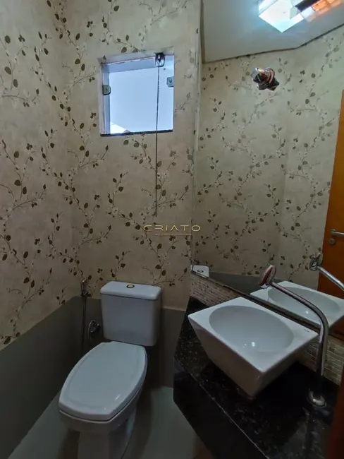 Sobrado com 4 quartos à venda, 264m2 em Jardim Nações Unidas, Anapolis - GO - imagem 4 Foto 4 de Sobrado com 4 quartos à venda, 264m2 em Jardim Nações Unidas, Anapolis - GO