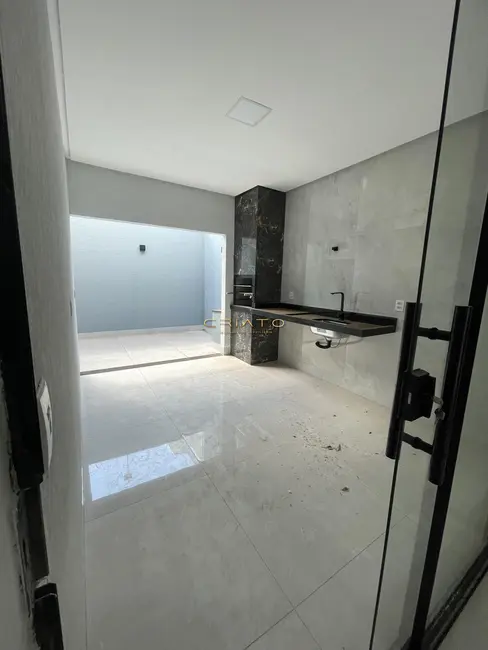 Casa com 3 quartos à venda, 105m2 em Anapolis - GO - imagem 5 Foto 5 de Casa com 3 quartos à venda, 105m2 em Anapolis - GO