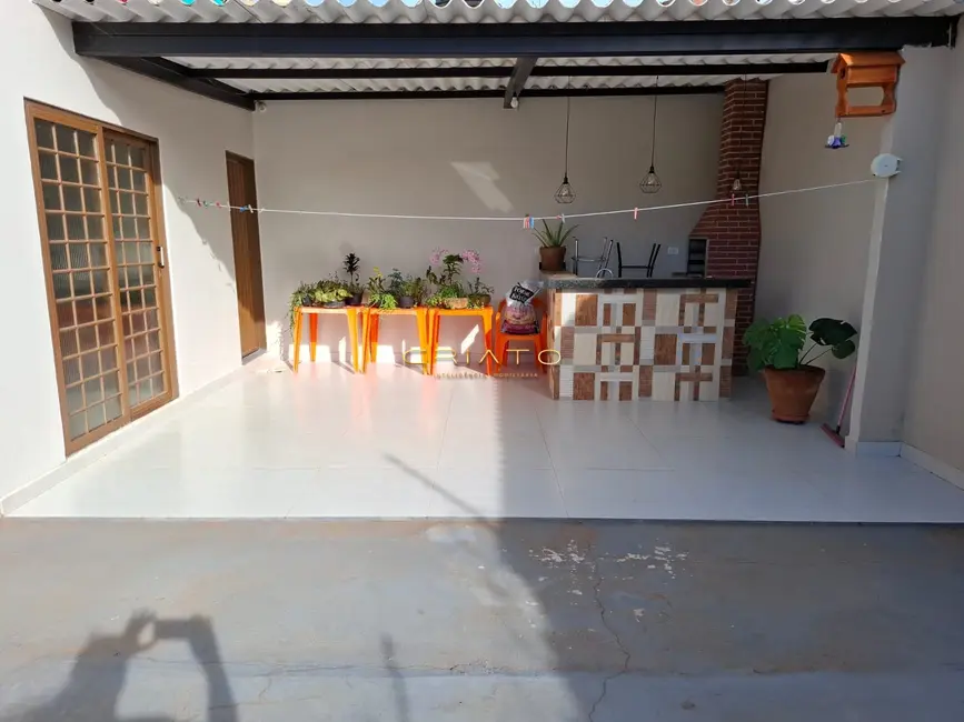 Casa com 2 quartos à venda, 70m2 em Residencial Santo Expedito, Anapolis - GO - imagem 1 Foto 1 de Casa com 2 quartos à venda, 70m2 em Residencial Santo Expedito, Anapolis - GO