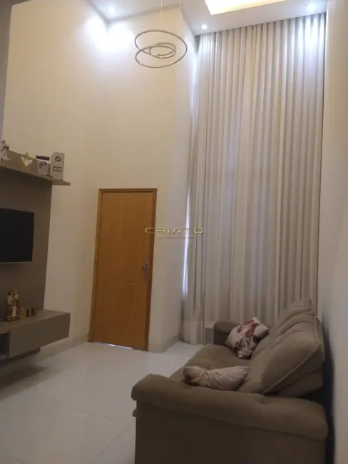 Foto 4 de Casa com 3 quartos à venda, 105m2 em Residencial Cerejeiras, Anapolis - GO