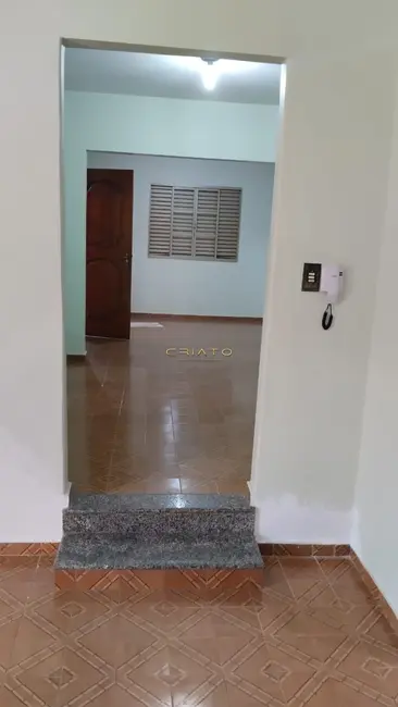 Foto 2 de Casa com 3 quartos à venda, 185m2 em Anapolis - GO