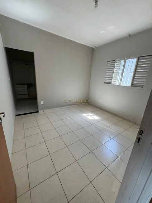 Casa com 2 quartos à venda, 110m2 em Residencial do Trabalhador, Anapolis - GO - imagem 9 Foto 9 de Casa com 2 quartos à venda, 110m2 em Residencial do Trabalhador, Anapolis - GO