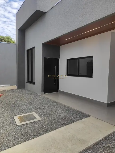 Foto 3 de Casa com 2 quartos à venda, 105m2 em Parque dos Pirineus, Anapolis - GO