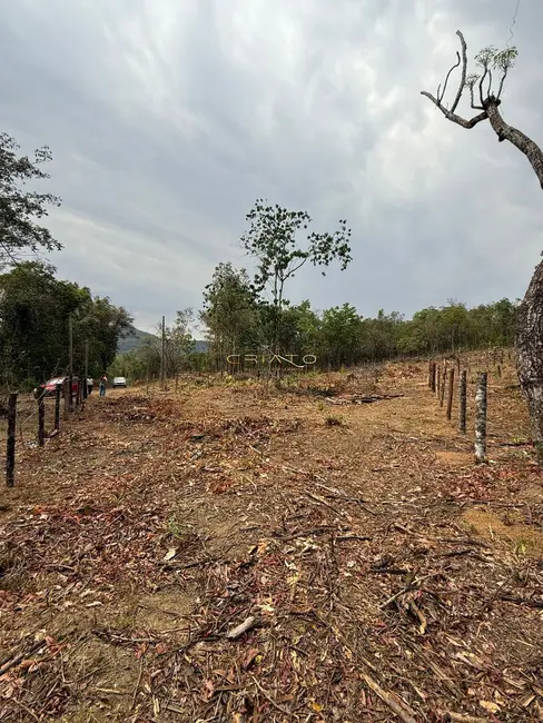 Foto 1 de Terreno / Lote à venda, 1221m2 em Pirenopolis - GO