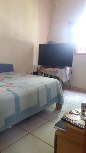 Casa com 3 quartos à venda, 200m2 em JK Setor Oeste, Anapolis - GO - imagem 6 Foto 6 de Casa com 3 quartos à venda, 200m2 em JK Setor Oeste, Anapolis - GO