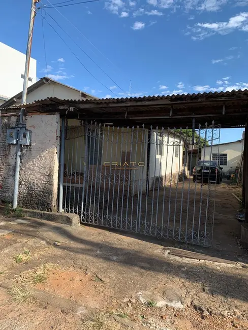 Casa com 3 quartos à venda, 200m2 em Batista, Anapolis - GO - imagem 3 Foto 3 de Casa com 3 quartos à venda, 200m2 em Batista, Anapolis - GO