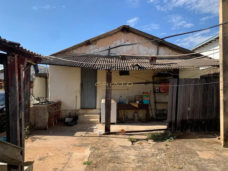 Casa com 3 quartos à venda, 200m2 em Batista, Anapolis - GO - imagem 7 Foto 7 de Casa com 3 quartos à venda, 200m2 em Batista, Anapolis - GO