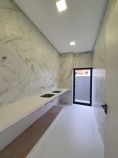 Foto 2 de Casa de Condomínio com 3 quartos à venda, 206m2 em Anapolis - GO