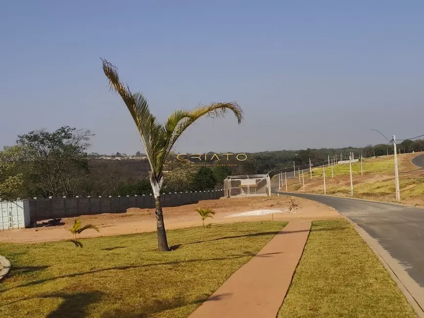 Foto 2 de Terreno / Lote à venda, 315m2 em Anapolis - GO