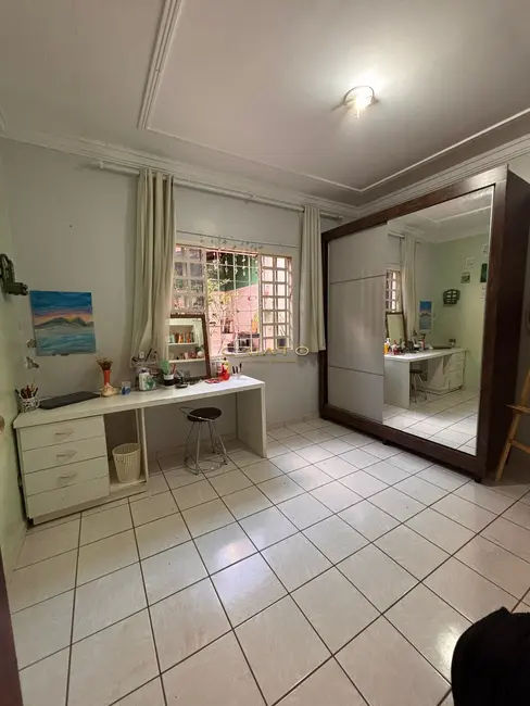 Casa com 3 quartos à venda, 150m2 em São Carlos, Anapolis - GO - imagem 9 Foto 9 de Casa com 3 quartos à venda, 150m2 em São Carlos, Anapolis - GO