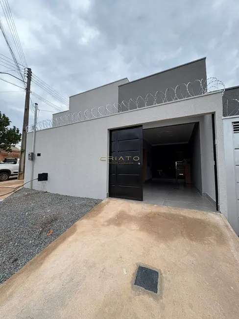 Casa com 3 quartos à venda, 110m2 em Residencial Monte Sinai, Anapolis - GO - imagem 1 Foto 1 de Casa com 3 quartos à venda, 110m2 em Residencial Monte Sinai, Anapolis - GO