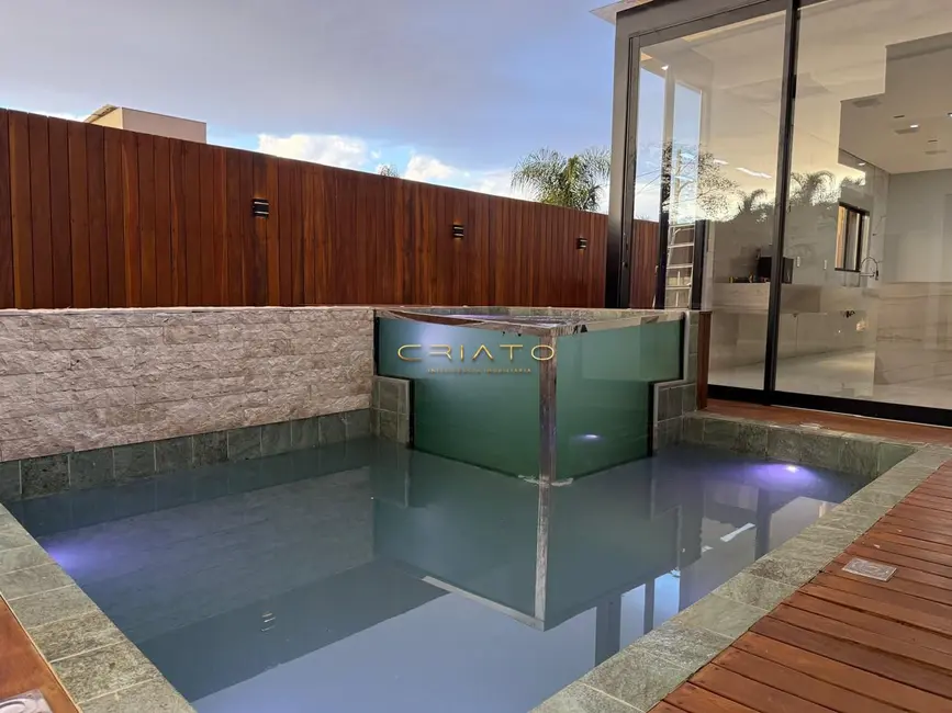 Foto 8 de Casa de Condomínio com 3 quartos à venda, 210m2 em Anapolis - GO