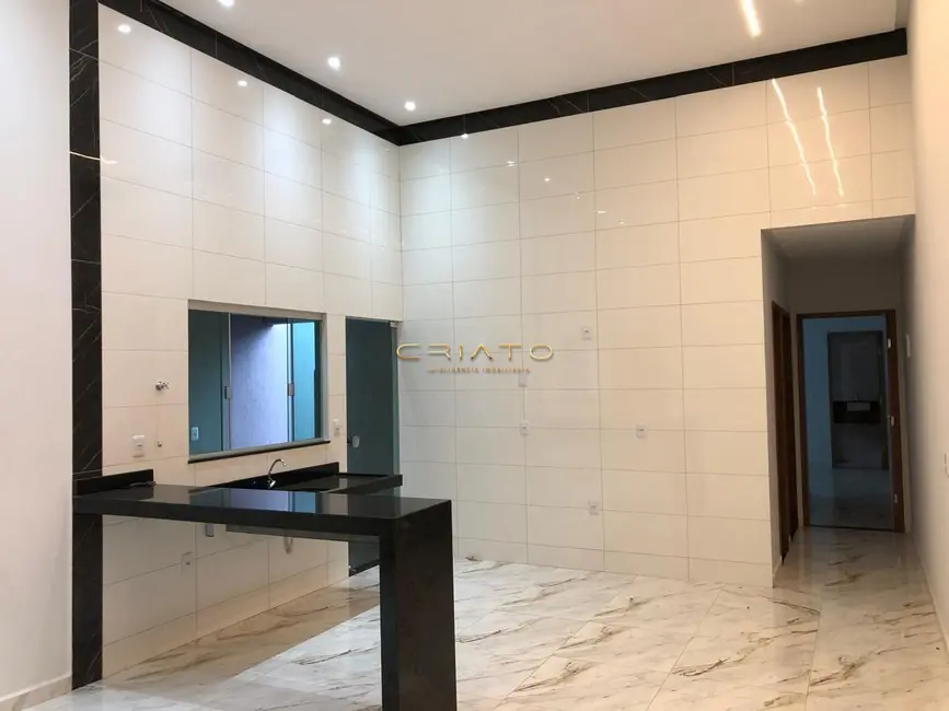 Foto 2 de Casa com 3 quartos à venda, 107m2 em Anapolis - GO