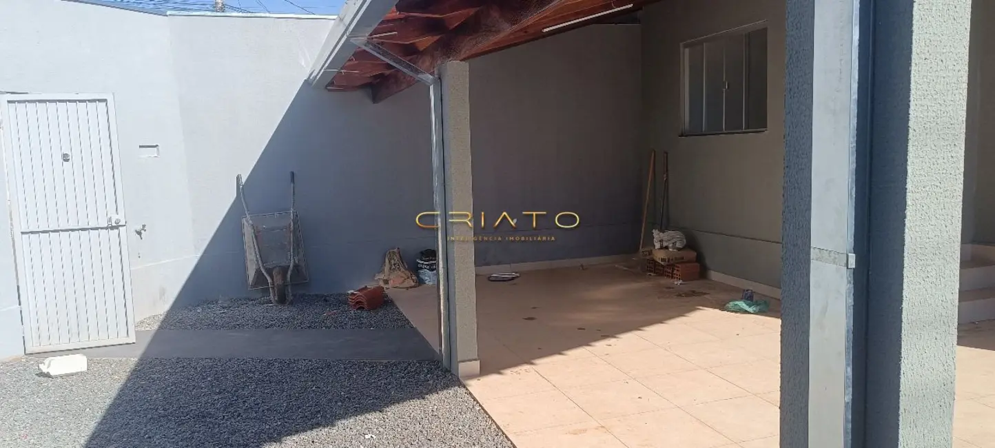 Casa com 3 quartos à venda, 105m2 em Residencial Flor do Cerrado, Anapolis - GO - imagem 8 Foto 8 de Casa com 3 quartos à venda, 105m2 em Residencial Flor do Cerrado, Anapolis - GO