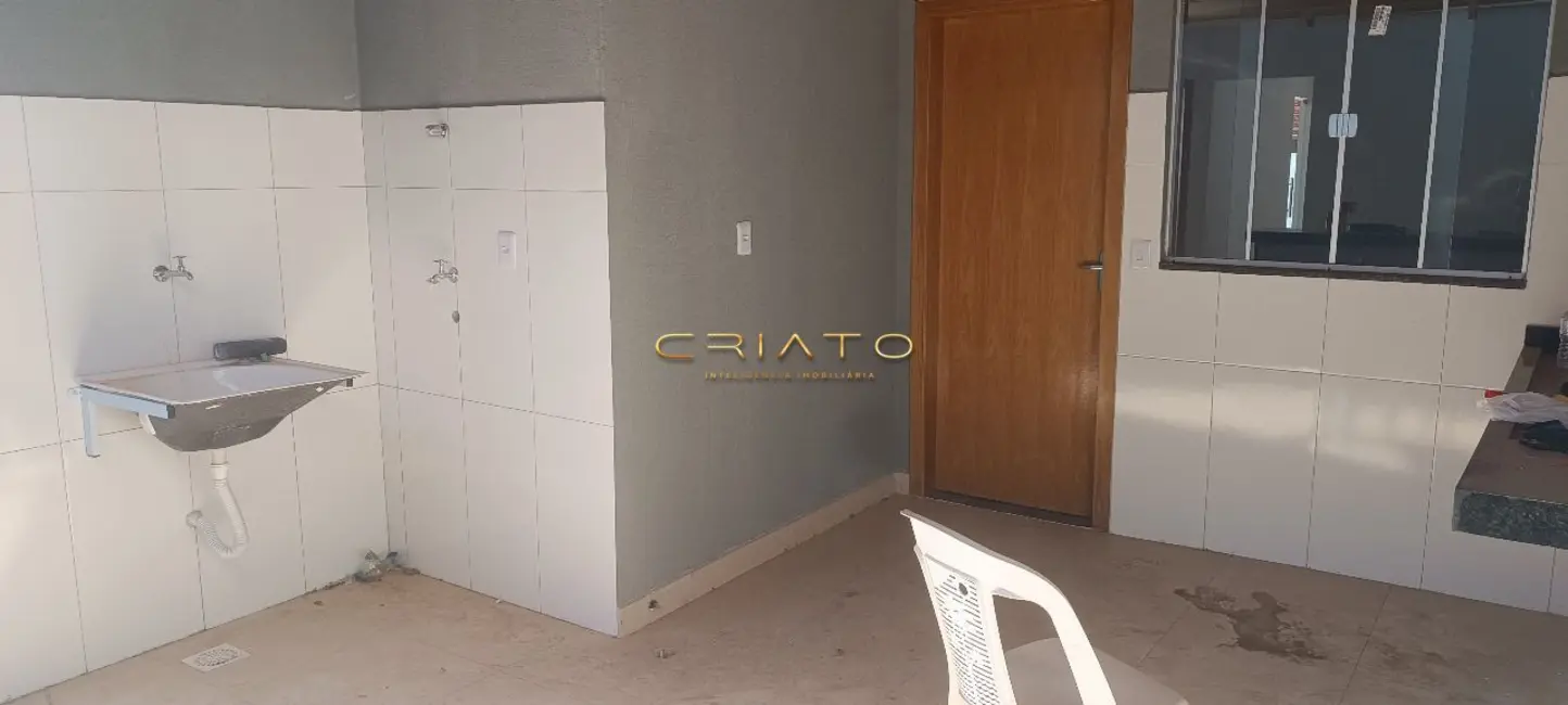 Casa com 3 quartos à venda, 105m2 em Residencial Flor do Cerrado, Anapolis - GO - imagem 6 Foto 6 de Casa com 3 quartos à venda, 105m2 em Residencial Flor do Cerrado, Anapolis - GO