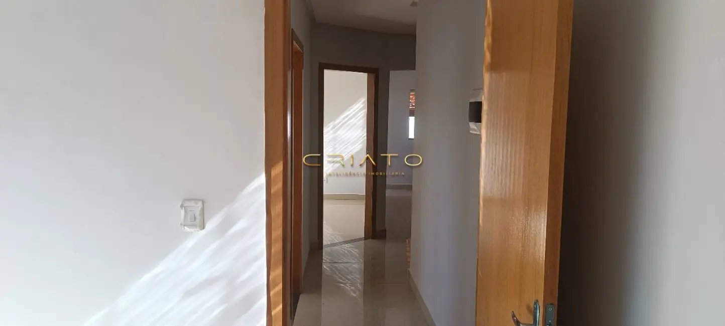 Foto 2 de Casa com 3 quartos à venda, 105m2 em Residencial Flor do Cerrado, Anapolis - GO