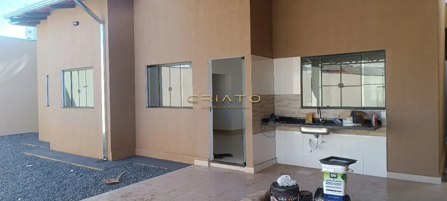 Foto 1 de Casa com 3 quartos à venda, 105m2 em Residencial Flor do Cerrado, Anapolis - GO