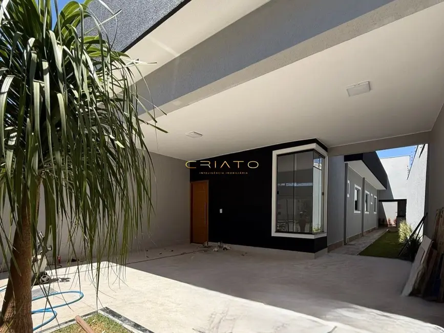 Casa com 3 quartos à venda, 124m2 em Vila Miguel Jorge, Anapolis - GO - imagem 1 Foto 1 de Casa com 3 quartos à venda, 124m2 em Vila Miguel Jorge, Anapolis - GO