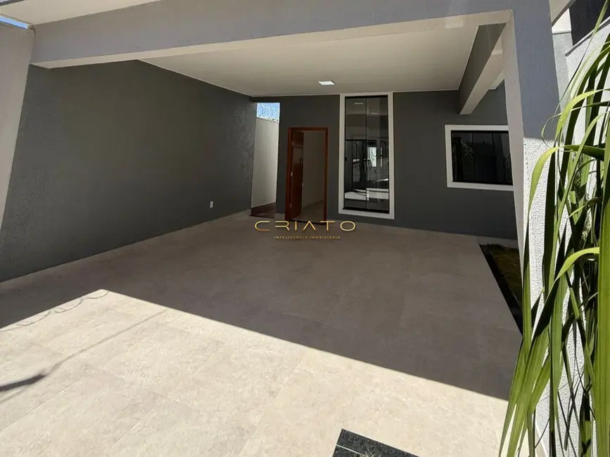 Casa com 3 quartos à venda, 119m2 em Vila Miguel Jorge, Anapolis - GO - imagem 1 Foto 1 de Casa com 3 quartos à venda, 119m2 em Vila Miguel Jorge, Anapolis - GO