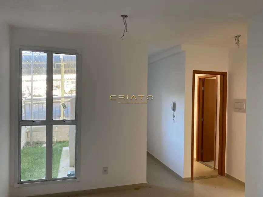 Foto 3 de Apartamento com 2 quartos à venda, 48m2 em Chácaras de Recreio Mansões do Planalto, Anapolis - GO