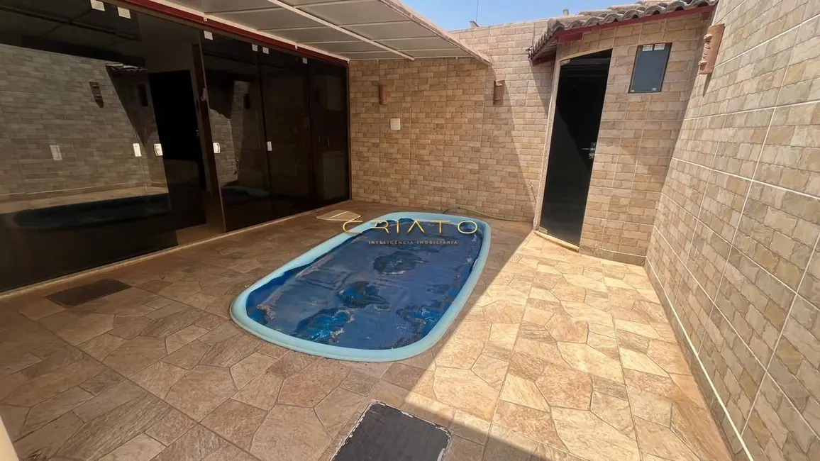 Foto 2 de Casa de Condomínio com 3 quartos à venda, 90m2 em Sítios Santa Luzia, Aparecida De Goiania - GO