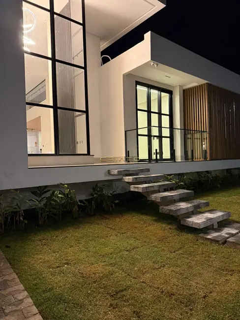 Casa de Condomínio com 3 quartos à venda, 274m2 em Residencial Villa Verde, Senador Canedo - GO - imagem 3 Foto 3 de Casa de Condomínio com 3 quartos à venda, 274m2 em Residencial Villa Verde, Senador Canedo - GO